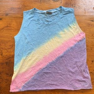 Sleeveless tie dye top